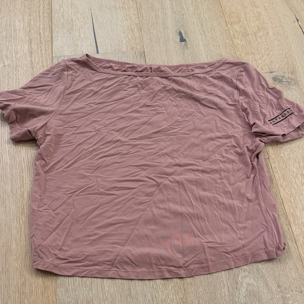 Alphalete Dusty Rose Short Sleeve Tee